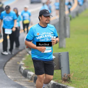 Runner Photo 7030089