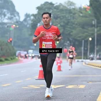 Runner Photo 7030096