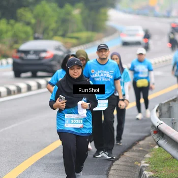 Runner Photo 7030099