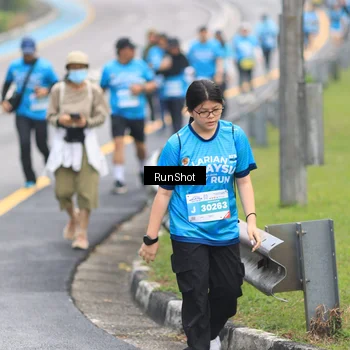 Runner Photo 7030101