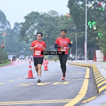Runner Photo 7030107