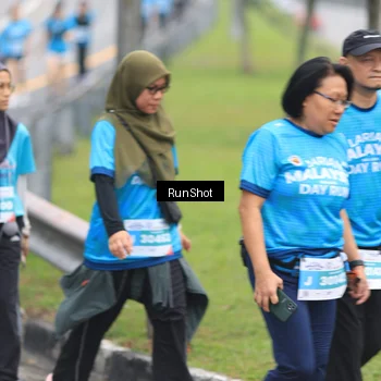 Runner Photo 7030115