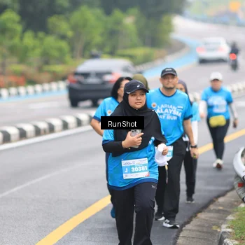 Runner Photo 7030120