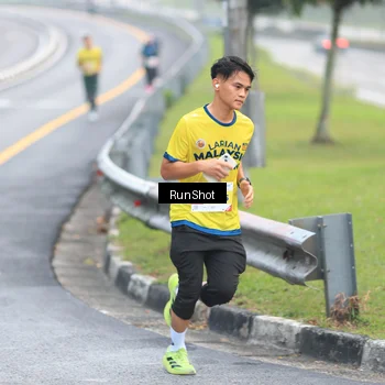 Runner Photo 7030129