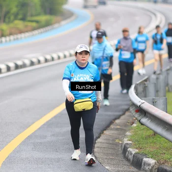 Runner Photo 7030134