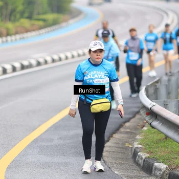 Runner Photo 7030137