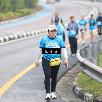 Runner Photo 7030140