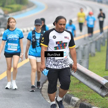 Runner Photo 7030156