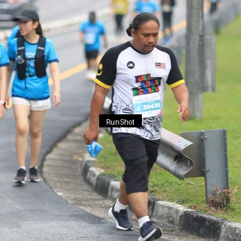 Runner Photo 7030159