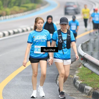 Runner Photo 7030174