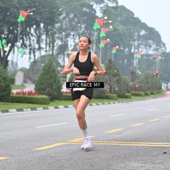 Runner Photo 7030175