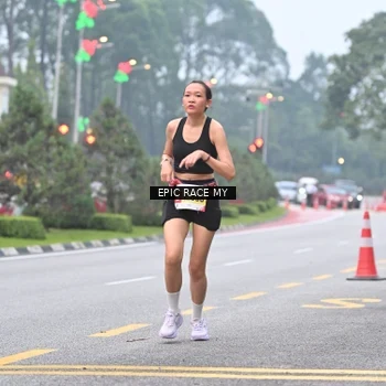 Runner Photo 7030178