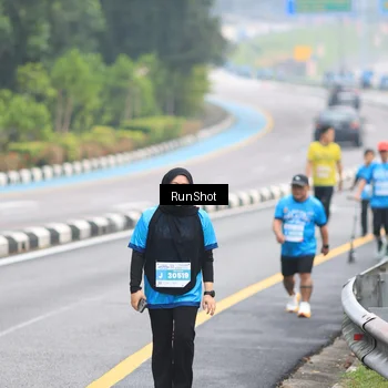 Runner Photo 7030189