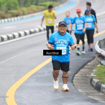 Runner Photo 7030197