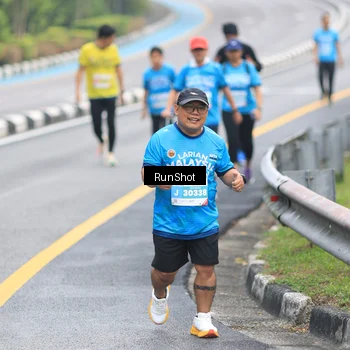Runner Photo 7030200
