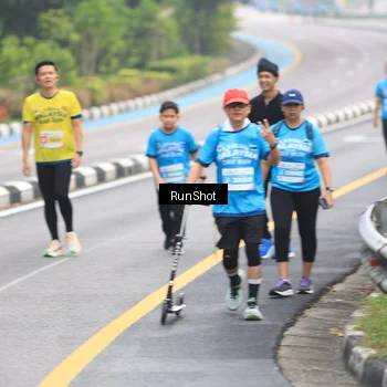 Runner Photo 7030227