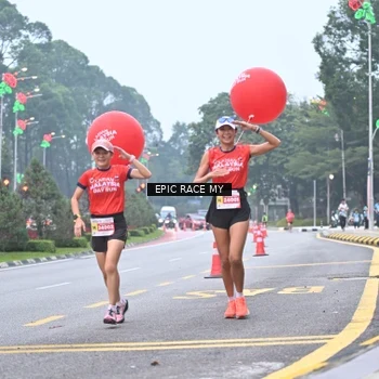 Runner Photo 7030235