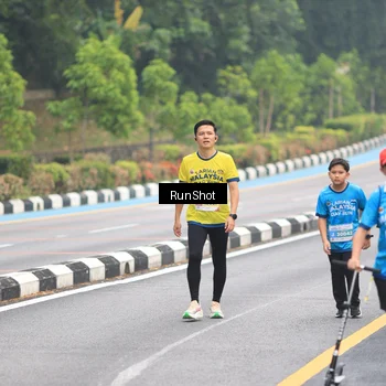 Runner Photo 7030237
