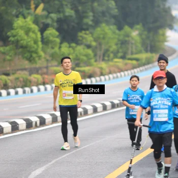 Runner Photo 7030240