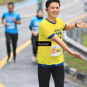 Runner Photo 7030266
