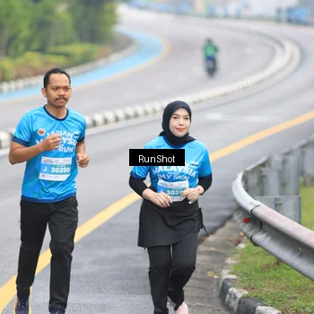 Runner Photo 7030283