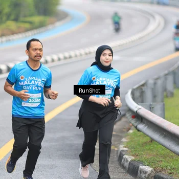 Runner Photo 7030284