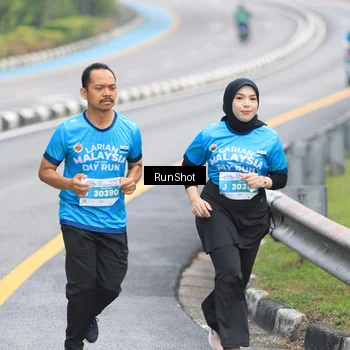 Runner Photo 7030288