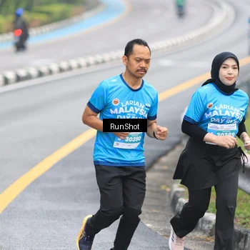 Runner Photo 7030295