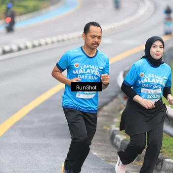 Runner Photo 7030297