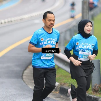 Runner Photo 7030302