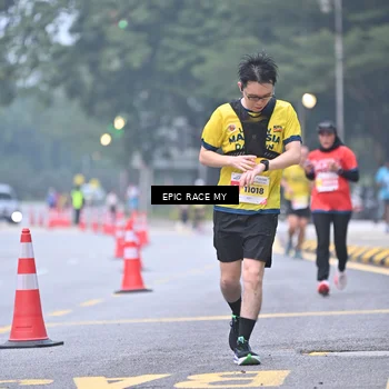 Runner Photo 7030307