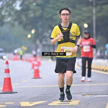 Runner Photo 7030308