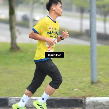 Runner Photo 7030311