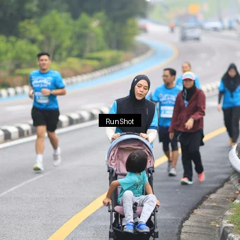 Runner Photo 7030319