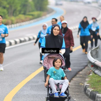 Runner Photo 7030326