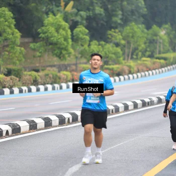 Runner Photo 7030332