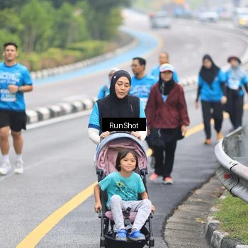 Runner Photo 7030333