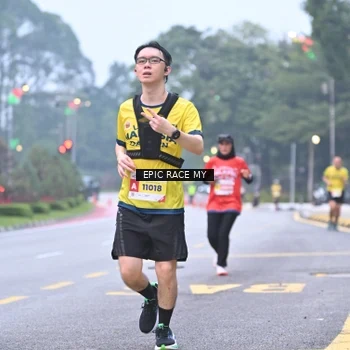 Runner Photo 7030336