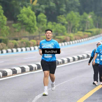 Runner Photo 7030340