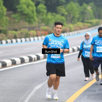 Runner Photo 7030347