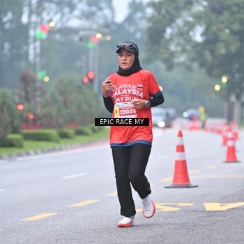 Runner Photo 7030350