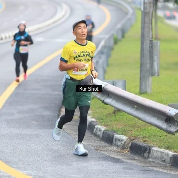 Runner Photo 7030356