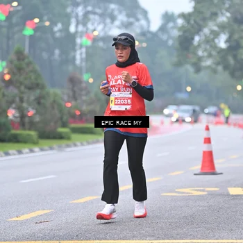 Runner Photo 7030364
