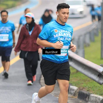 Runner Photo 7030368