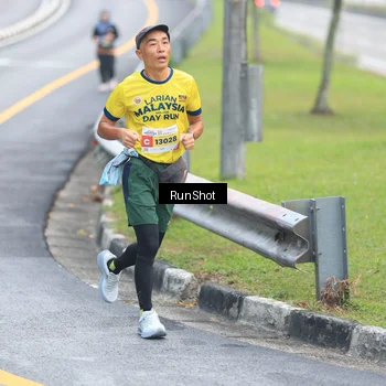 Runner Photo 7030384