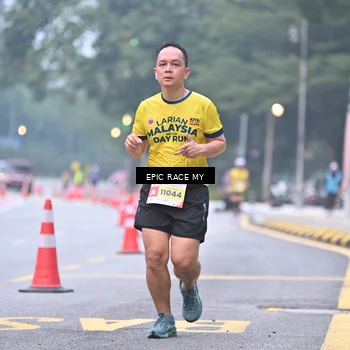 Runner Photo 7030396