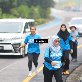 Runner Photo 7030397