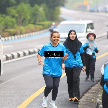 Runner Photo 7030406