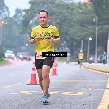 Runner Photo 7030408