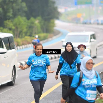 Runner Photo 7030412